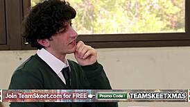 i'm sooo horny in sex ed i gotta ride cocks and swallow cum from class