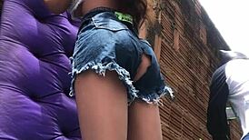 Hey you ever seen a married woman's ass get toy-fucked deep in the favela?