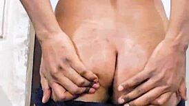 whoa she's taking that standing anal pounding then blows and pisses everywhere 😈