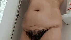 ohh stepmom showin her sexy hairy pussy all wet n bushy