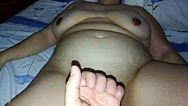 whoa this curvy fat amateur gets her pussy stretched by wild fisting 😲