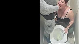 hey amateur, this toilet piss vid keeps going so wrong... what the hell?