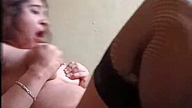 mamada babosa y rica cogida de mi hermanastra gritona en cowgirl