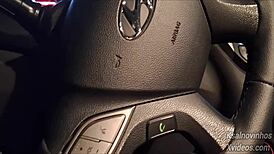 Risky handjob for hot teen on public street!