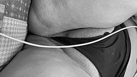 Mi culote gordo y coño mojado necesitan tu verga dura latina?