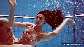 hey martina, keep showing that hot croatian body in the pool??