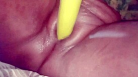 desibhabhi rams brinjal deep in wet pussy for messy cumshot