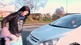 ever wonder what happens when a pissed off babe flashes on london streets?