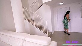 hey miss raquel, you oiled up and ready for that deep massage turning naughty?