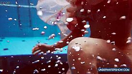 hey martina, keep showing that hot croatian body in the pool??