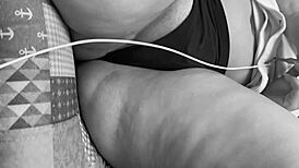 Mi culote gordo y coño mojado necesitan tu verga dura latina?