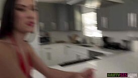 claire roos jazmin luv turn nasty sisters into squirting sprinklers
