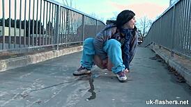 ever wonder what happens when a pissed off babe flashes on london streets?