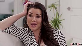 i don't know if i like boys or girls more but this milf teen threesome feels right