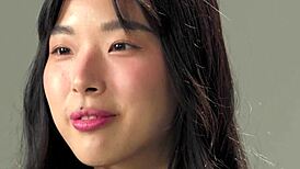 Elle Lee Fingers Hairy Pussy to Shaking Orgasm