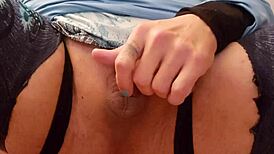 whoa this tranny's asshole gets gaped hardcore wide open
