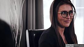 god, i wanna pop your cherry and fuck you senseless right now!!