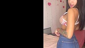 hear sophia fart loud in tight jeans while dirty talking to you?