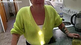 Tattooed Kiwi Milf Sub Eagerly Slurps Master's Spilled Wine Everywhere