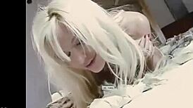 i love luciana salazar's hot argentinian tease on her phone
