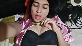 this caliente latina housewife wakes up horny for solo coño masturbation in her homemade video