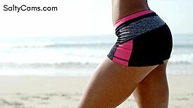 damn fit tight model ass bouncing so sexy 🍑😍