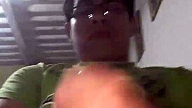 rica handjob right in mi sala yumm