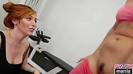 lesbian workout with alix lovell gets sexy and steamy 😏💦