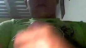 rica handjob right in mi sala yumm