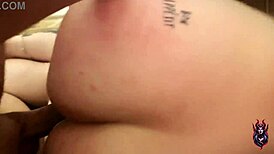 vizinho ajuda na mudança e come diaba branca de ladinho