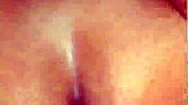adoro fuder ela de 4 no quarto close-up cuzinho piscando e gemendo alto uhh