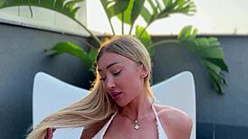 frances bentley's foot worship... wanna see it turn into slow passionate pussy fuck?