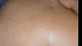 adoro fuder ela de 4 no quarto close-up cuzinho piscando e gemendo alto uhh