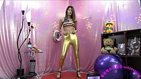 Chinese model sways seductively in captivating dance