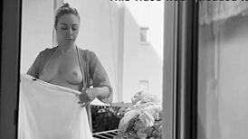 chubby babe hangs laundry naked on balcony flashing shaved pussy to neighbors! 😏👀🍑