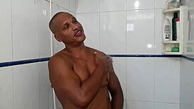 Gulosa Novinha Swallows Big Cock At Swing Party With Latina Branca De Neve!