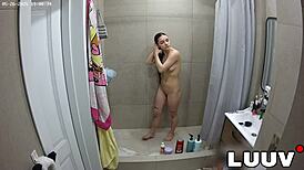 luuv grossy showers pre-date, boyfriend adores her fresh natural scent on camera