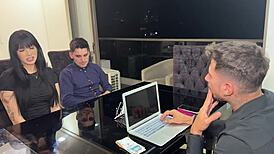 Hardcore threesome rush with sexy real estate agent Yenifer Chacon pounding wet pussy to orgasm bliss