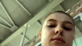 damn, this bbw gets fingered n fucked extreme outdoors till she cums hard