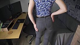 Milf teases big ass in tight jeans panties