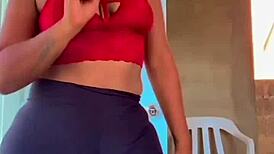 BUNDuda PUSSY MARKED BY PANTIES