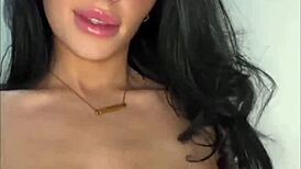 American Exchange Student Fingers Pussy on Webcam