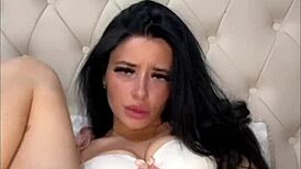 American Exchange Student Fingers Pussy on Webcam