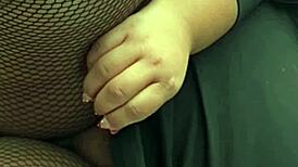 fat mature latina's shaved pussy upskirt no panties under skirt at bar