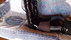 damn, total black latex with fishnets pantyhose and knee boots ��