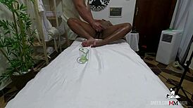 pretinha gym personal trainer caught nude sucking therapist in tantric massage