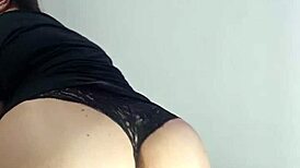 Colombian latina aunt teases massive cameltoe masturbating in tight leggings