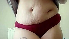 hey maddi madz fingerin her pussy out in public like whoa