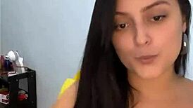 hot indian girl squirts hard in live masturbation cumshot