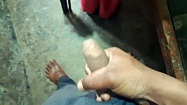 desi girlfriend sucked her boyfriend in the bathroom